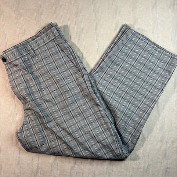 IZOD Golf Pants 38x29 Plaid Men's Checkered Pattern Trousers - Picture 1 of 10